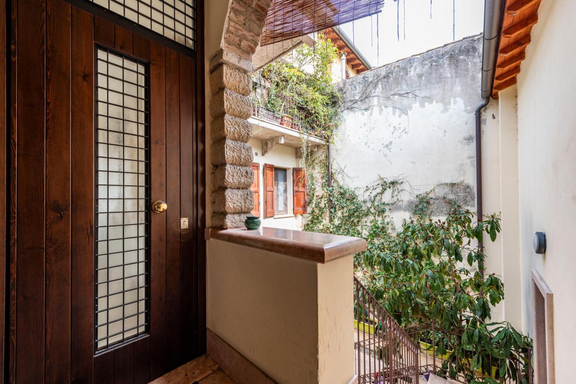 ורונה Mirko Apartment מראה חיצוני תמונה